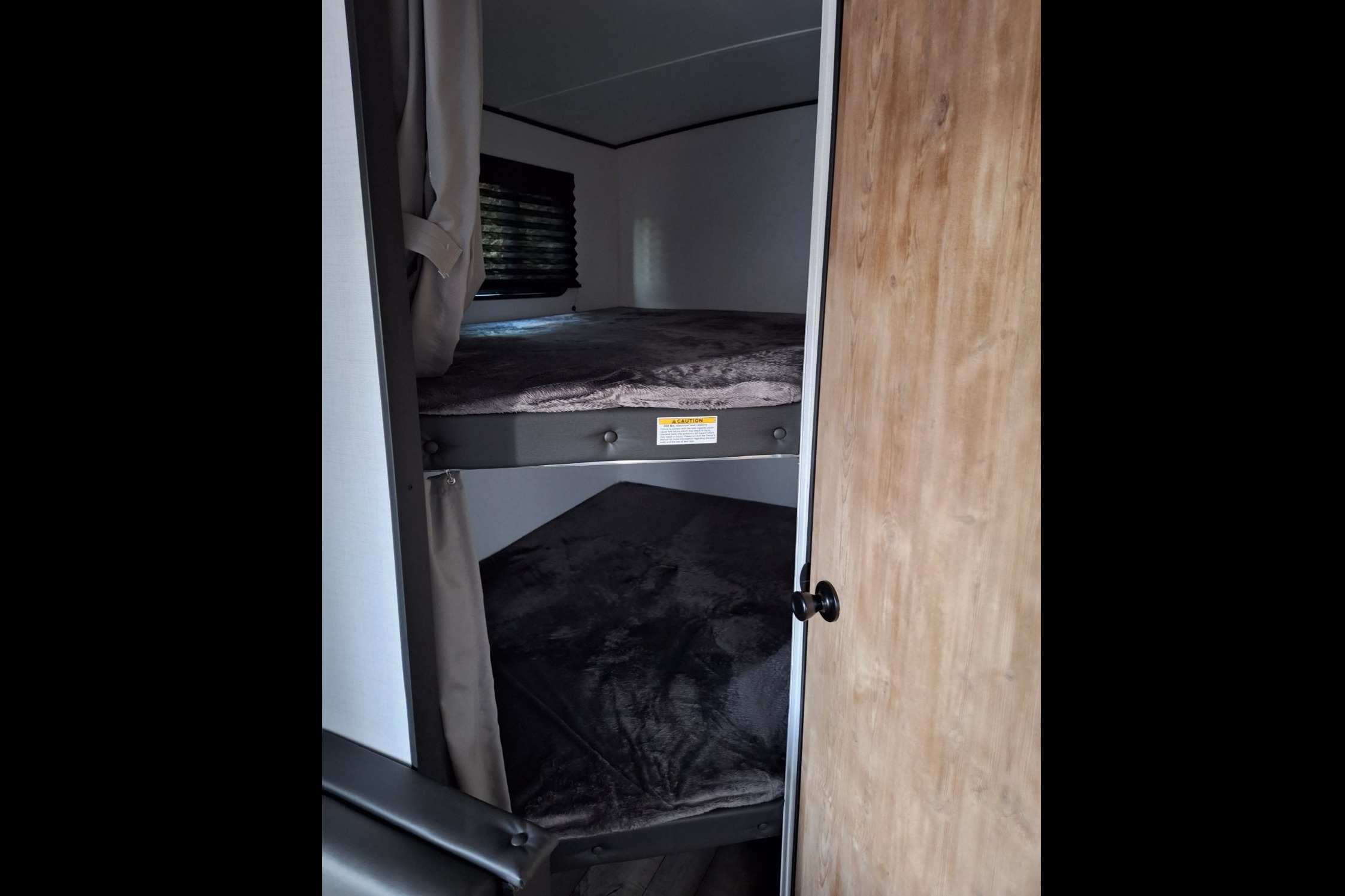 Keystone 260tbwe Travel Trailer