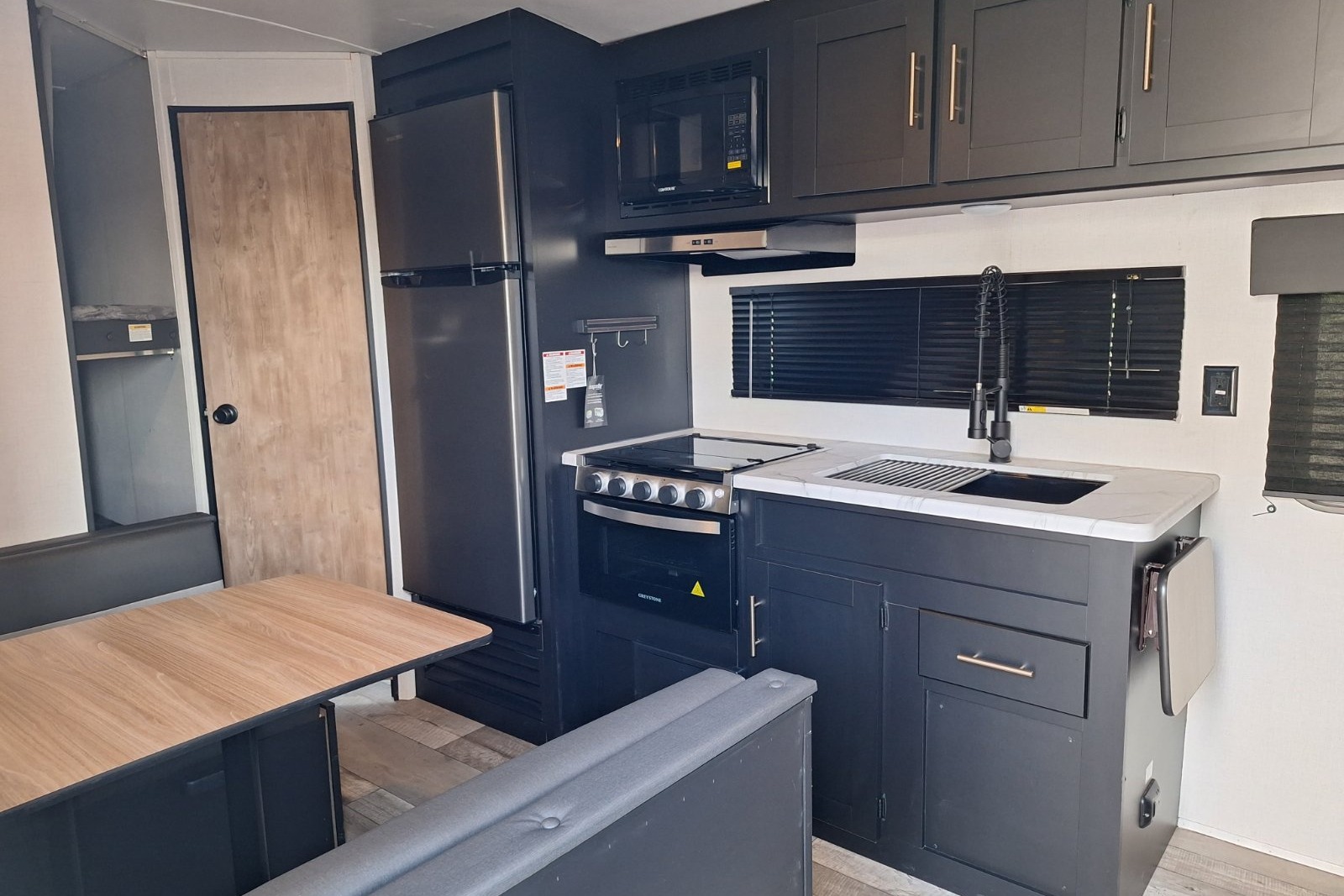 Keystone 260tbwe Travel Trailer