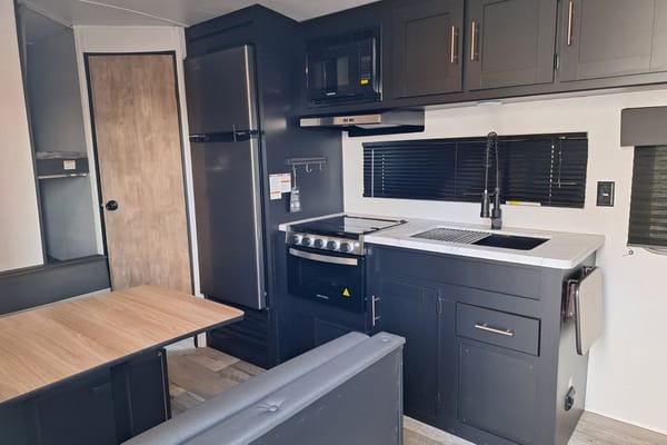Keystone 260tbwe Travel Trailer