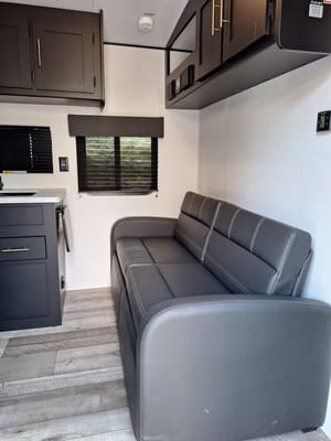 Keystone 260tbwe Travel Trailer