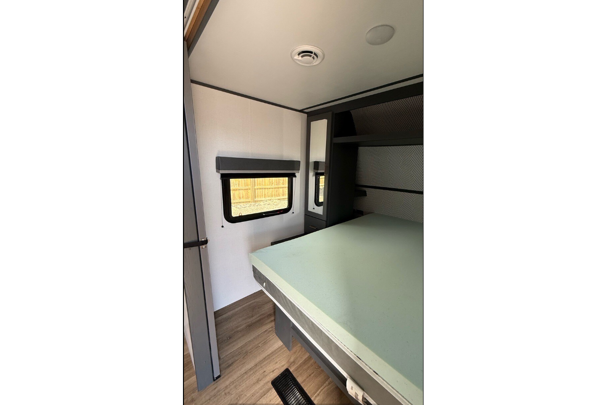 'Billie' 2023 Keystone RV Bullet Crossfire ACO2400