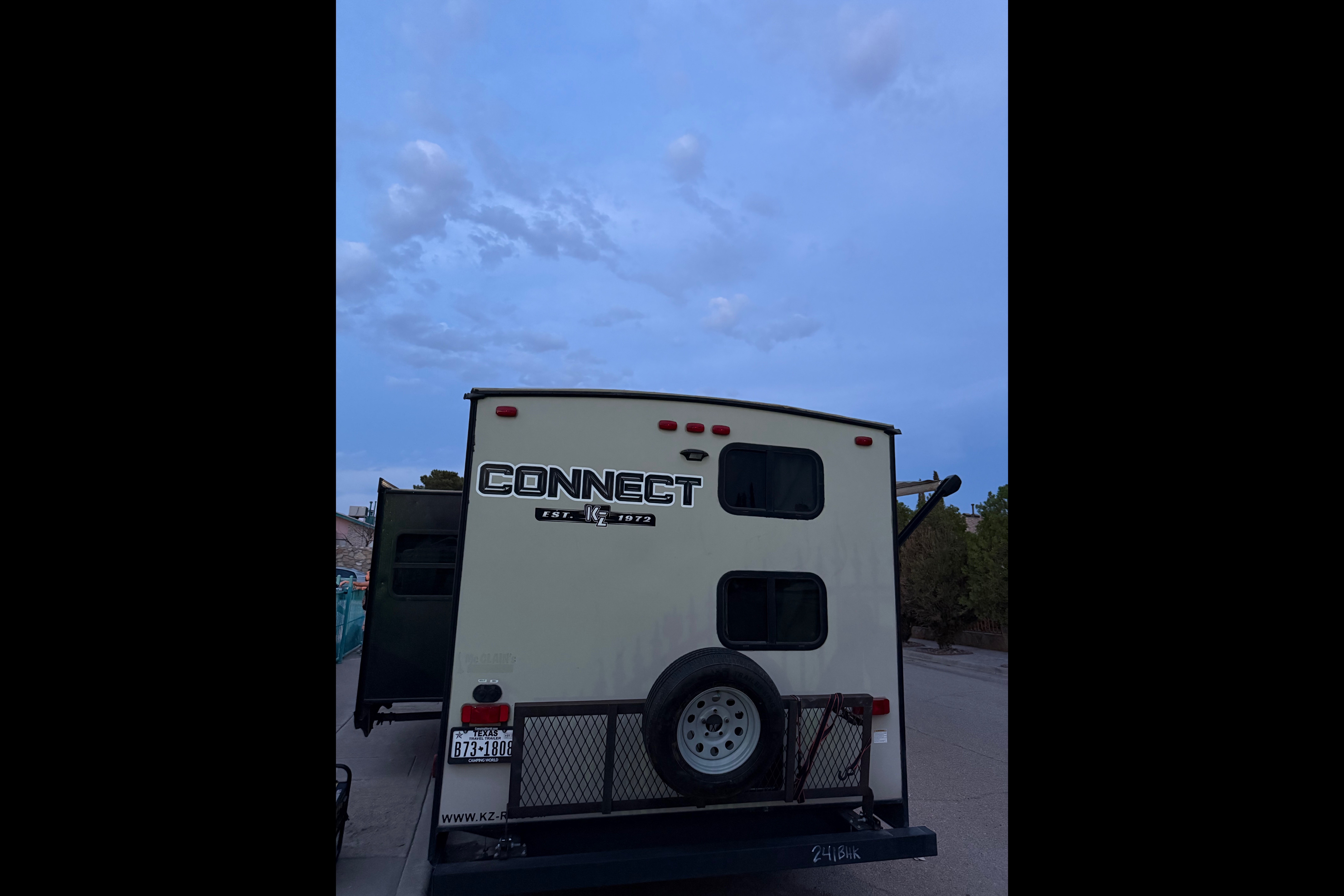 KZ connect 241 bhk Travel Trailer