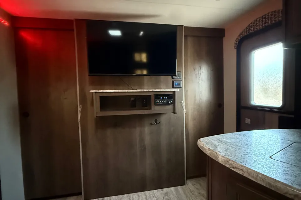 KZ connect 241 bhk Travel Trailer