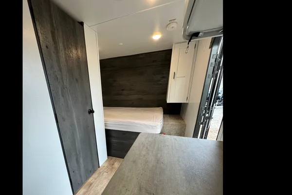 Viktoriya’s Hideout 2022 Travel Trailer
