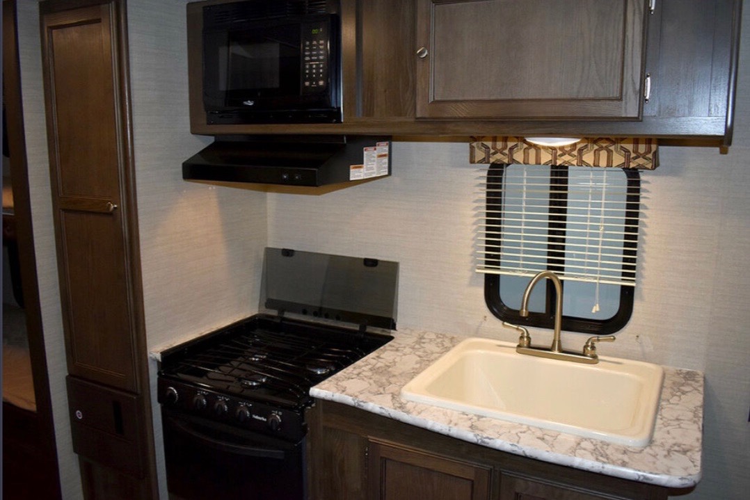 Keystone Bullet Ultra Light 202BHSWE Travel Trailer