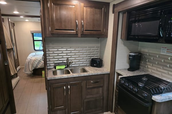 Journey Jayco Greyhawk Class C