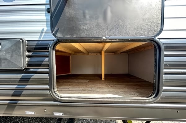 Forest River Greywolf 26DBH Travel Trailer