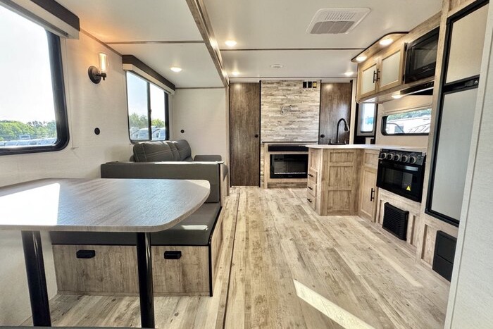 Your Family Vacation Spot / Grand River 32BRE Travel Trailer