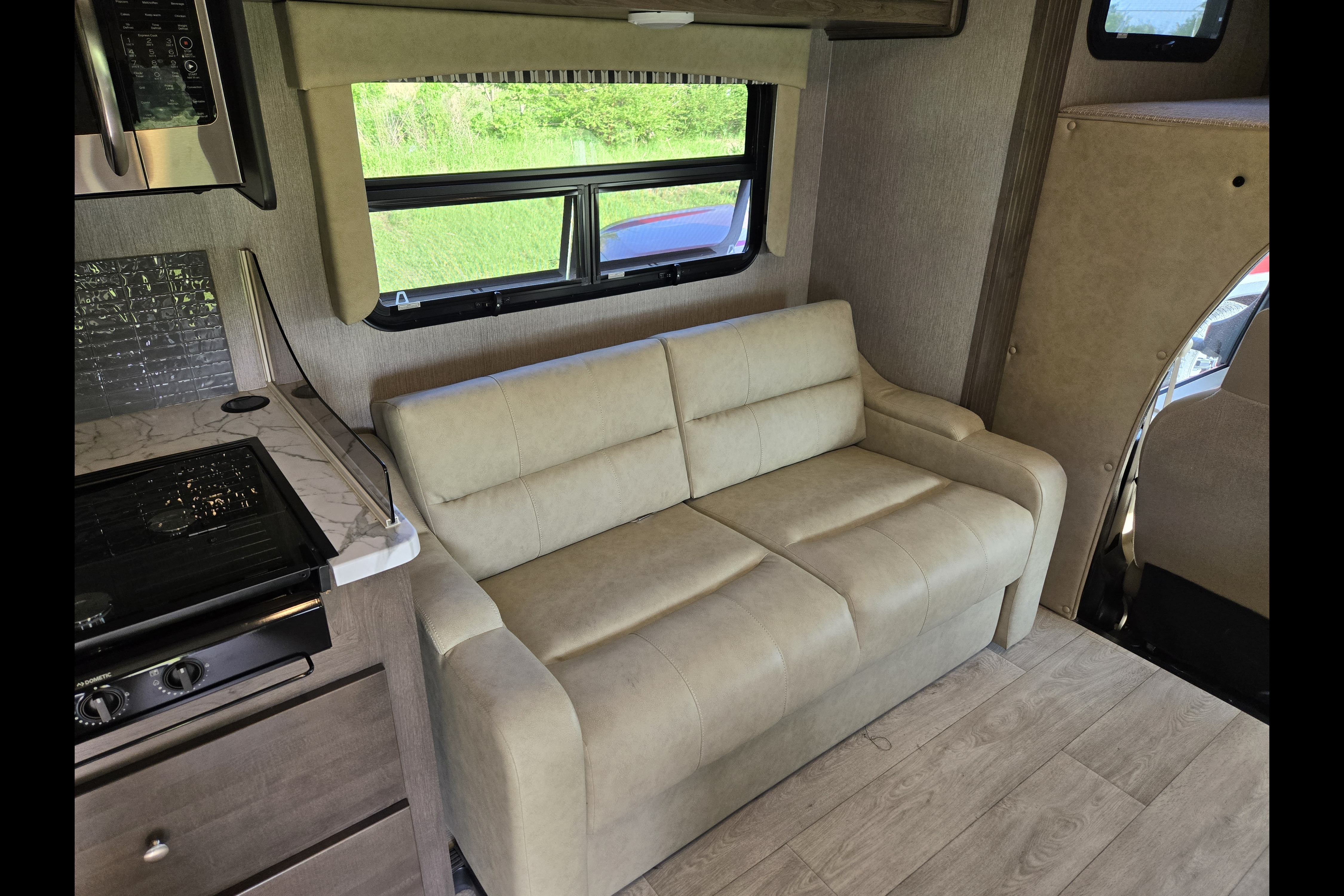 32' Bunkhouse | Bunks + Smart TVs | Pet/Smoke-Free