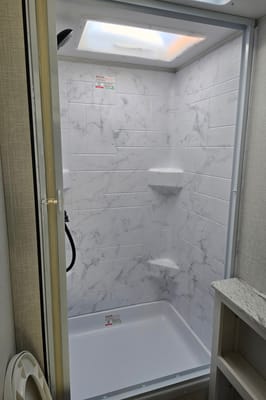 Tate and Allison's Venture Stratus 302VBH Travel Trailer