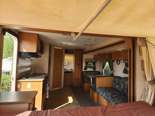 A & N - Forest River Rockford Roo Hybrid