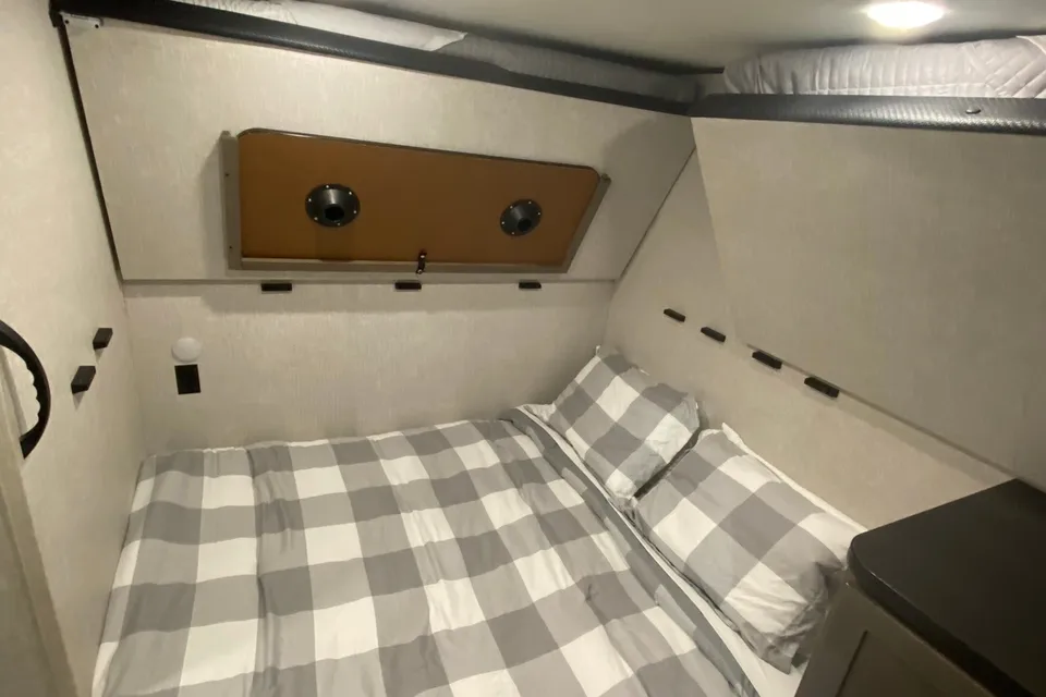 2025 Jayco Valet Bunkhouse | Sleeps 10 | Endless Hot Water | Delivery Only