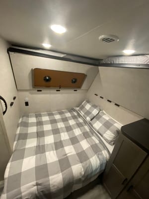 2025 Jayco Valet Bunkhouse | Sleeps 10 | Endless Hot Water | Delivery Only