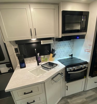 2025 Jayco Valet Bunkhouse | Sleeps 10 | Endless Hot Water | Delivery Only