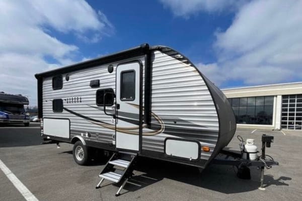 Felix's Forest River Aurora 18bhs Travel Trailer