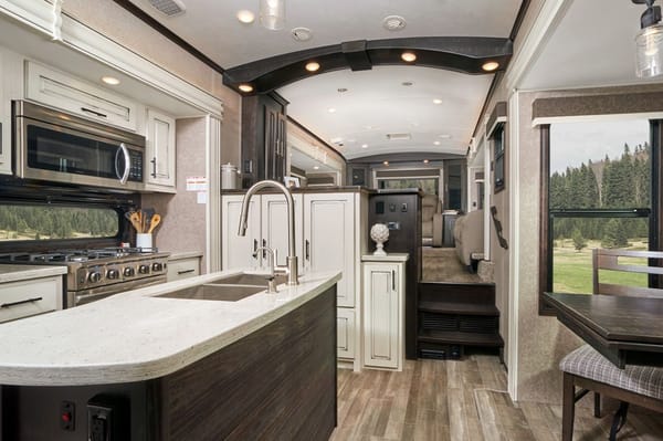 Ultimate Luxury RV Glamping Experience! - Delivery Only - NOT FOR OHV AREAS