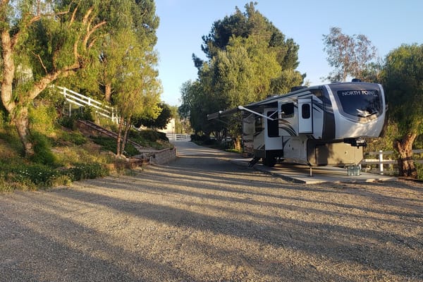 Ultimate Luxury RV Glamping Experience! - Delivery Only - NOT FOR OHV AREAS