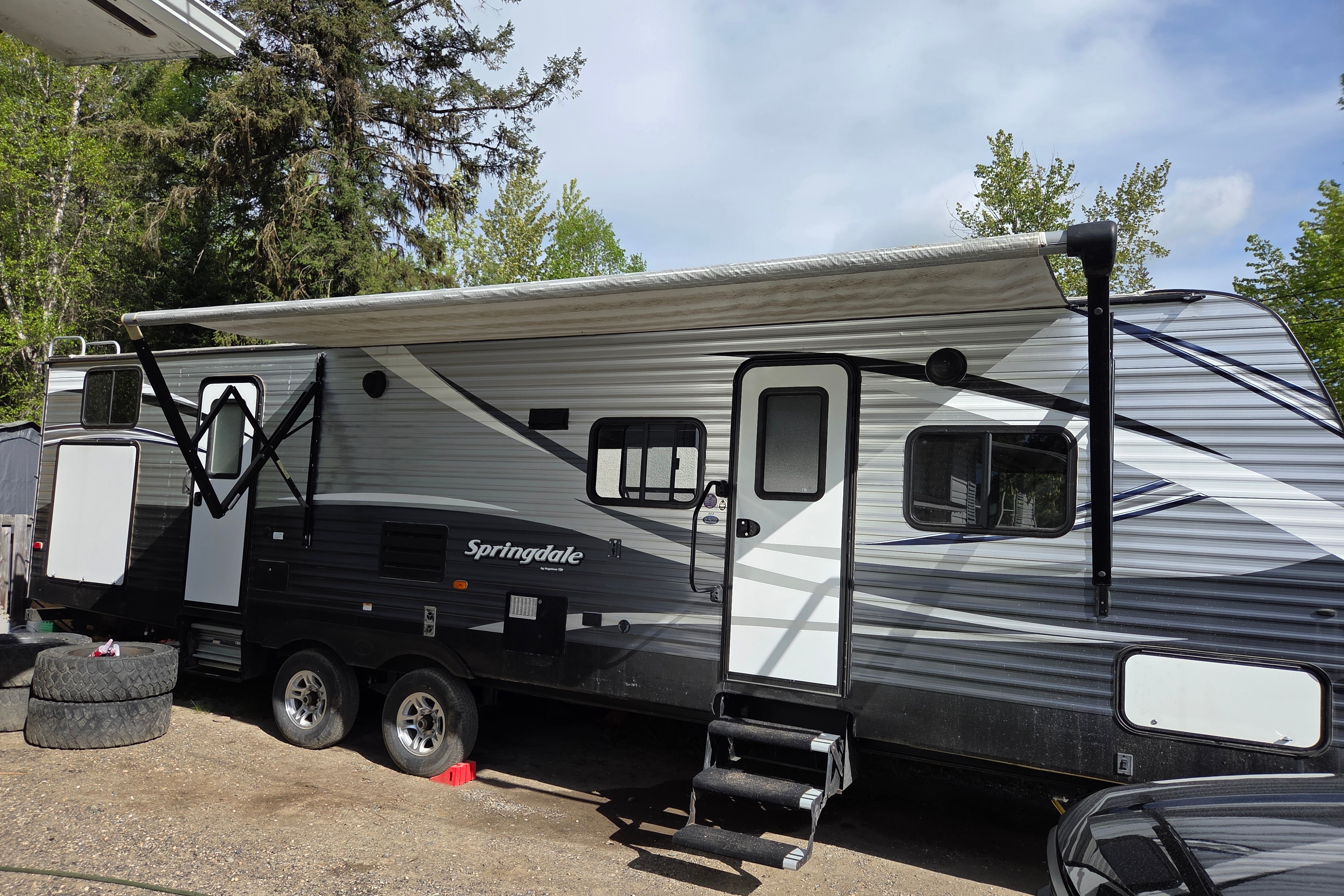 Arvo's Coachmen Springdale Travel Trailer