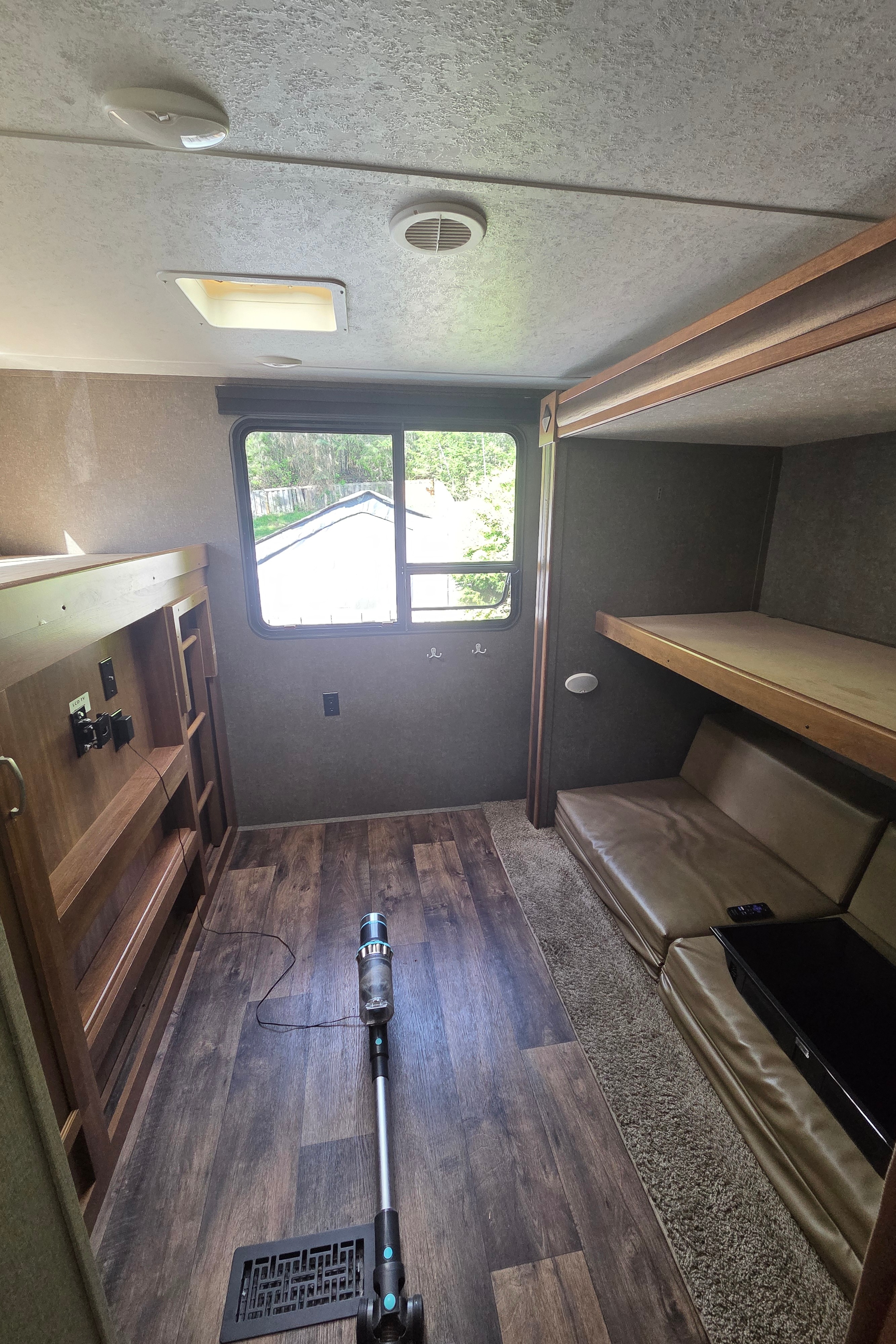 Arvo's Coachmen Springdale Travel Trailer