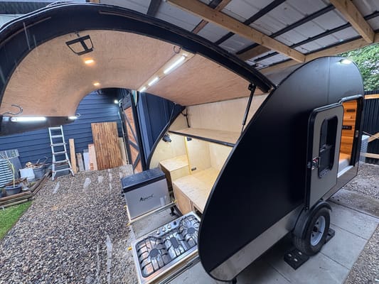 FEENIX the teardrop trailer