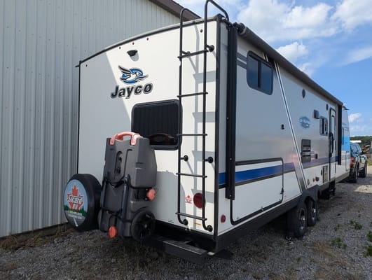 Memory Maker Jayco 27BH Travel Trailer