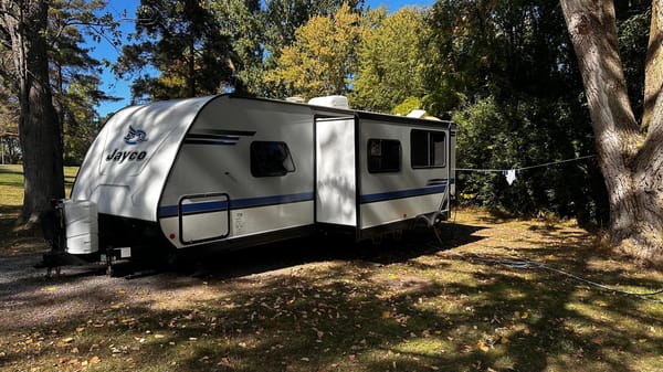Memory Maker Jayco 27BH Travel Trailer