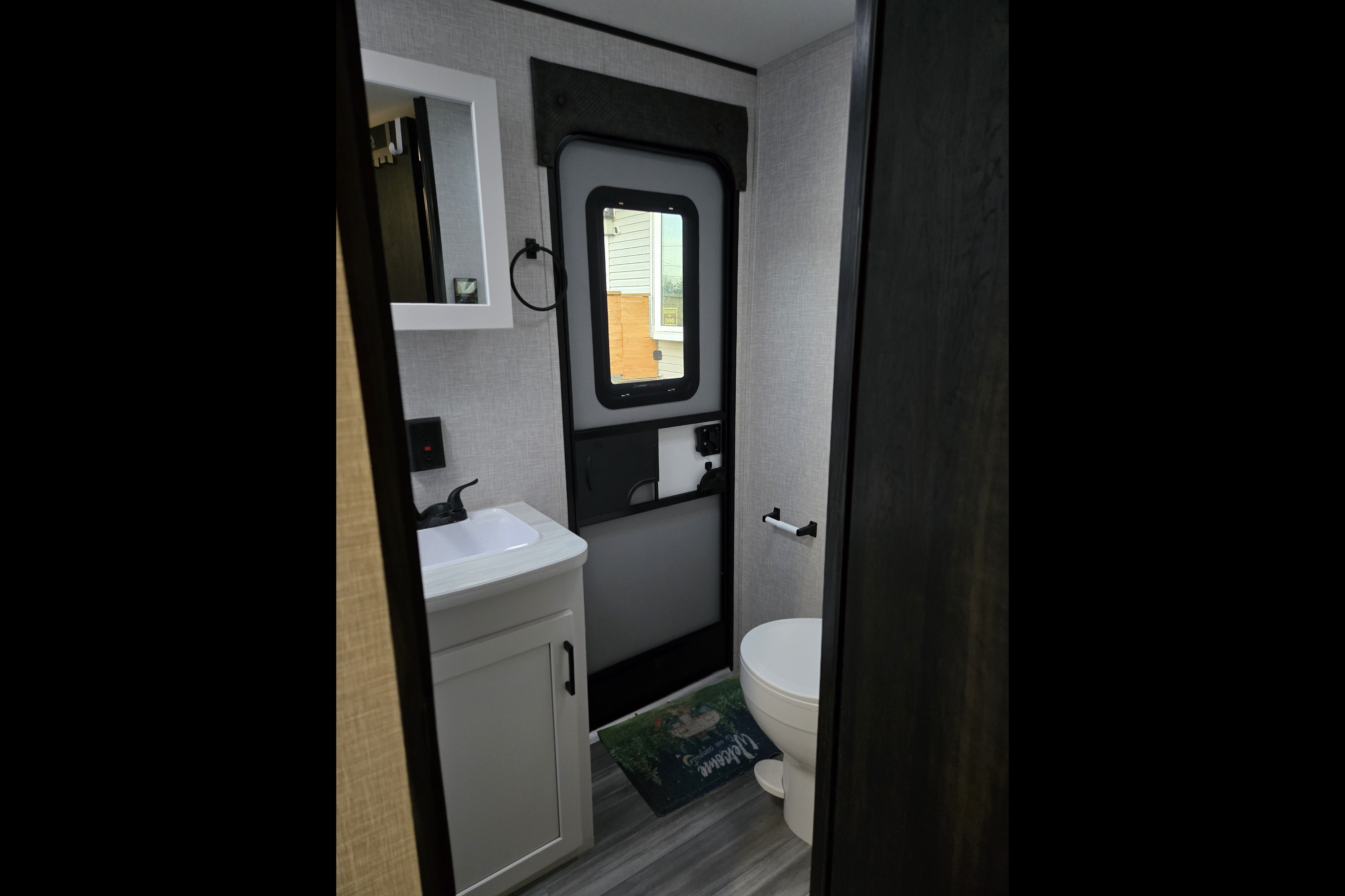 J & J Ball Summer Escape - Jayco 324 BDS Travel Trailer