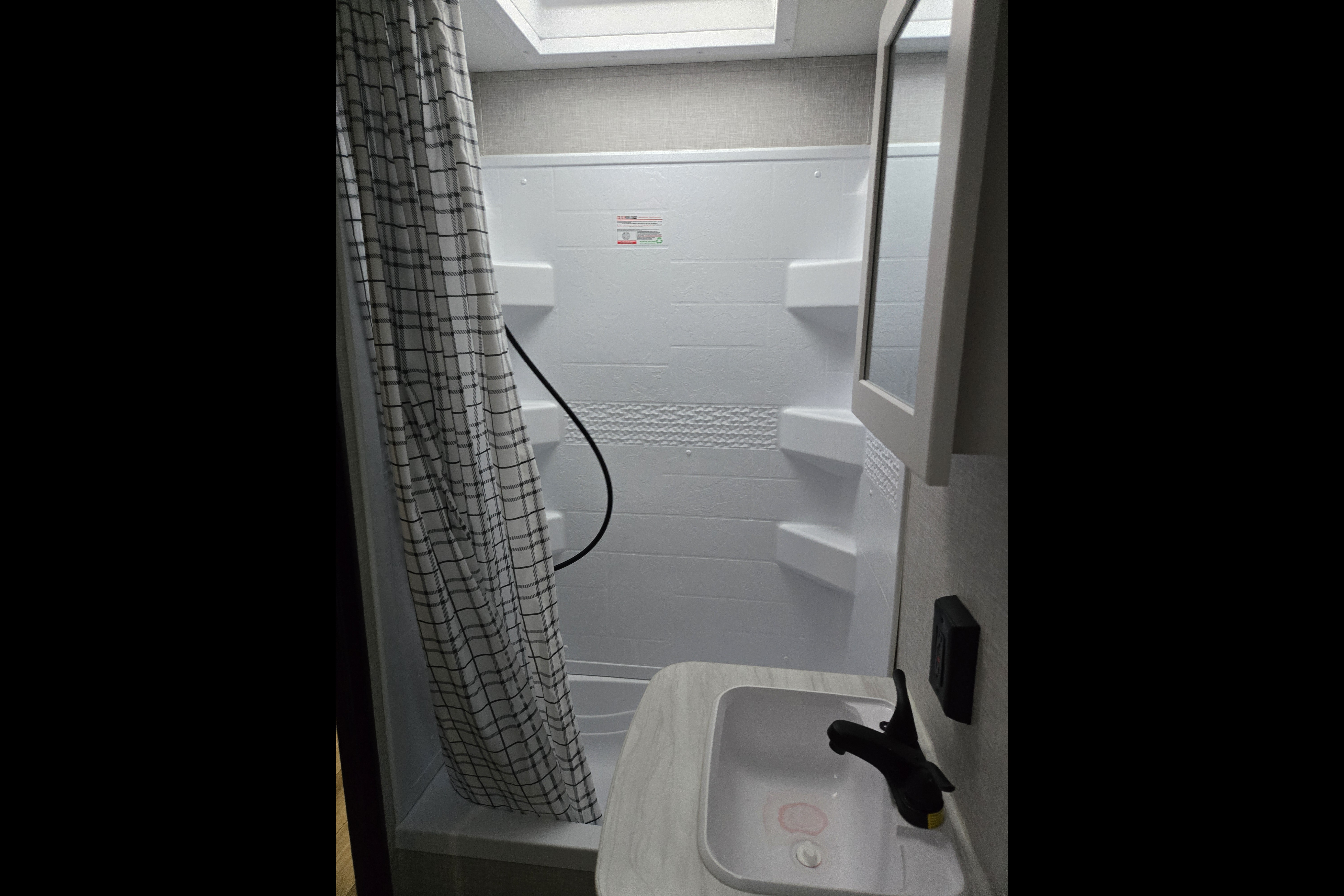 J & J Ball Summer Escape - Jayco 324 BDS Travel Trailer