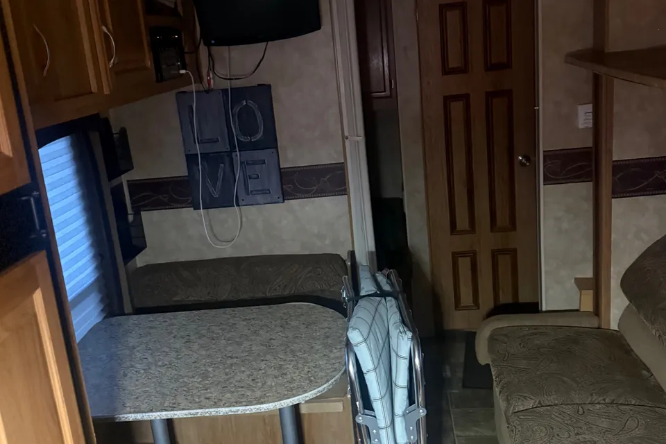 Jagmeet's Jayco 2008 Travel Trailer