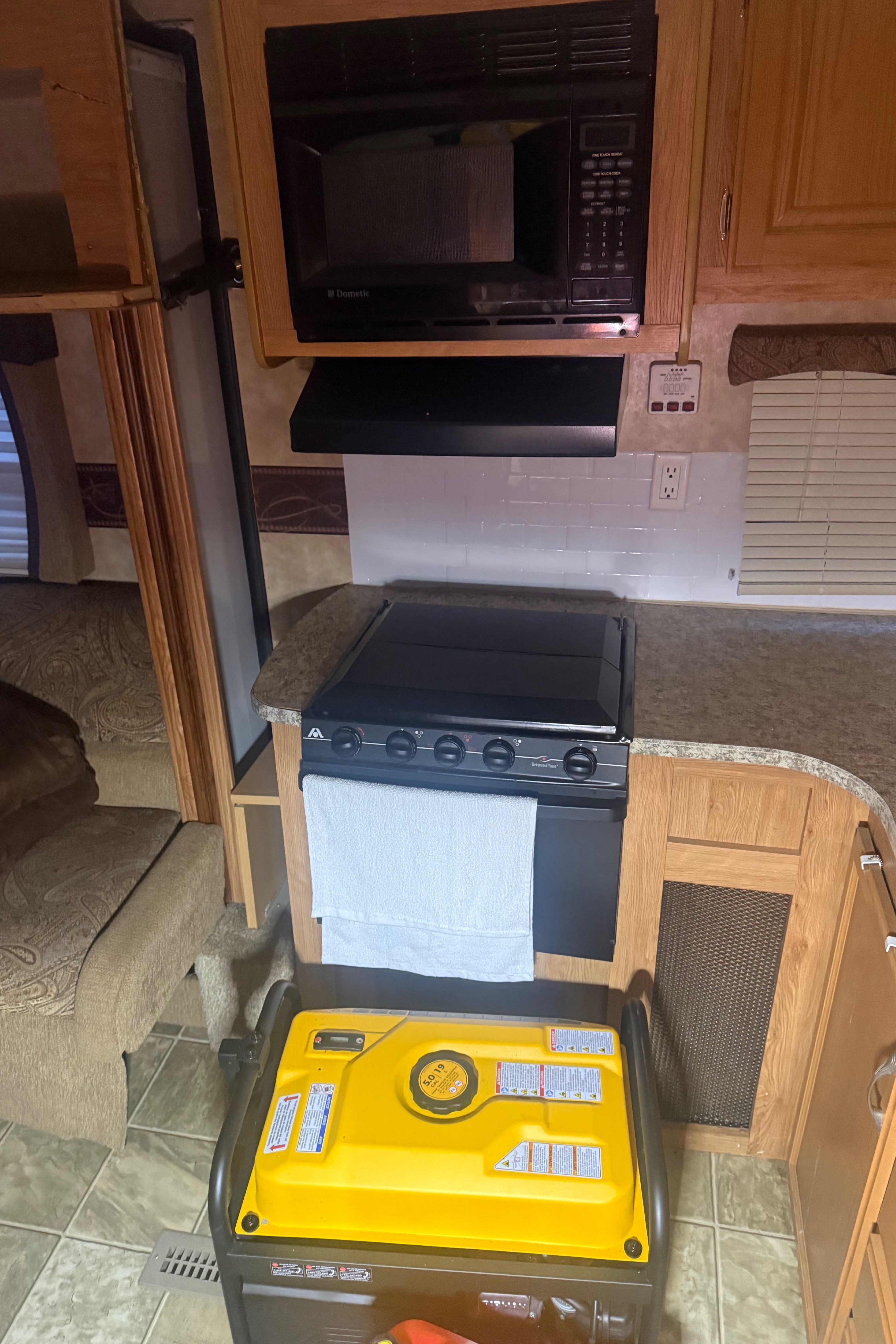 Jagmeet's Jayco 2008 Travel Trailer
