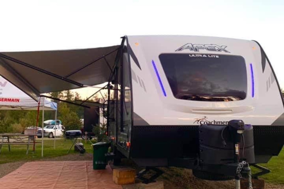 Coachmen Apex RBK 251 Roulotte