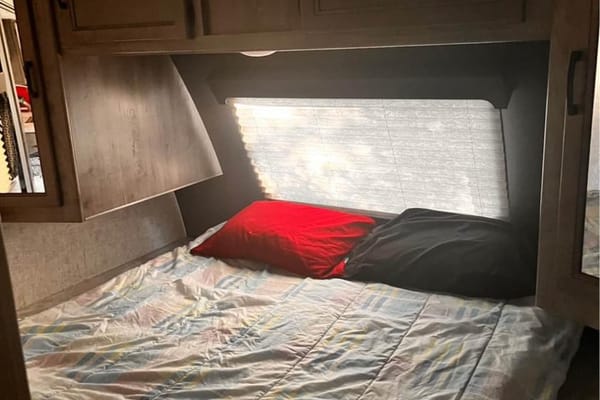 Coachmen Apex RBK 251 Roulotte