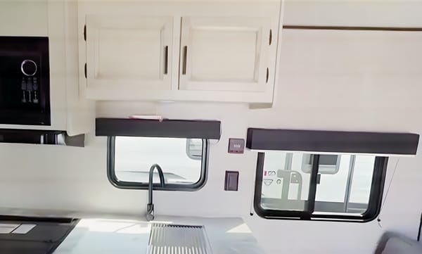 Jayco Jayflight SLX 264BHW BAJA Travel Trailer