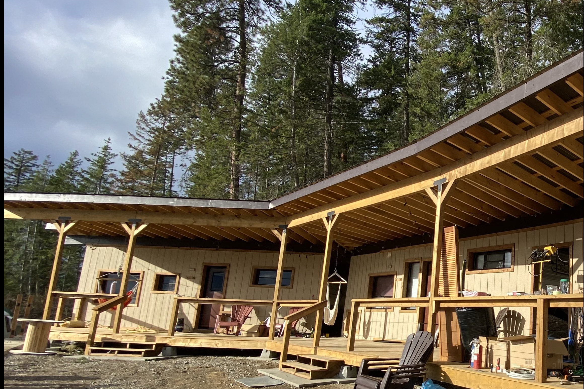 Worth the Climb: A Rustic Lakeview Retreat