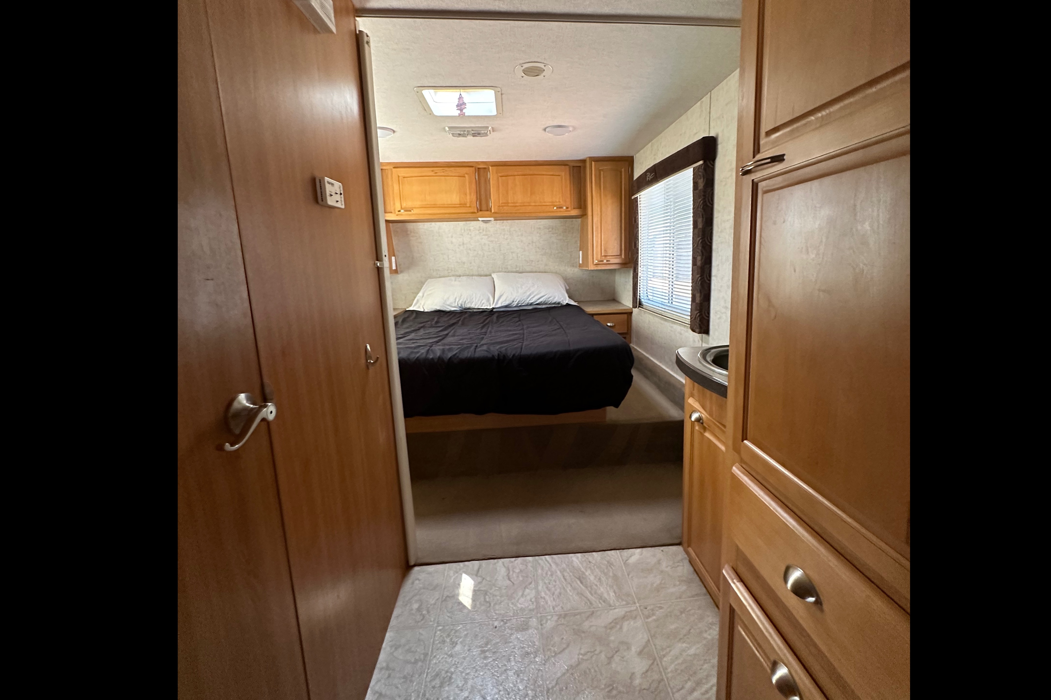 Matthew's Ragen Falcon 3005 Fifth Wheel