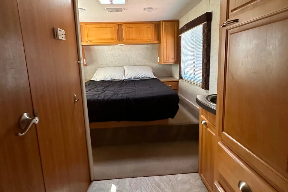 Matthew's Ragen Falcon 3005 Fifth Wheel