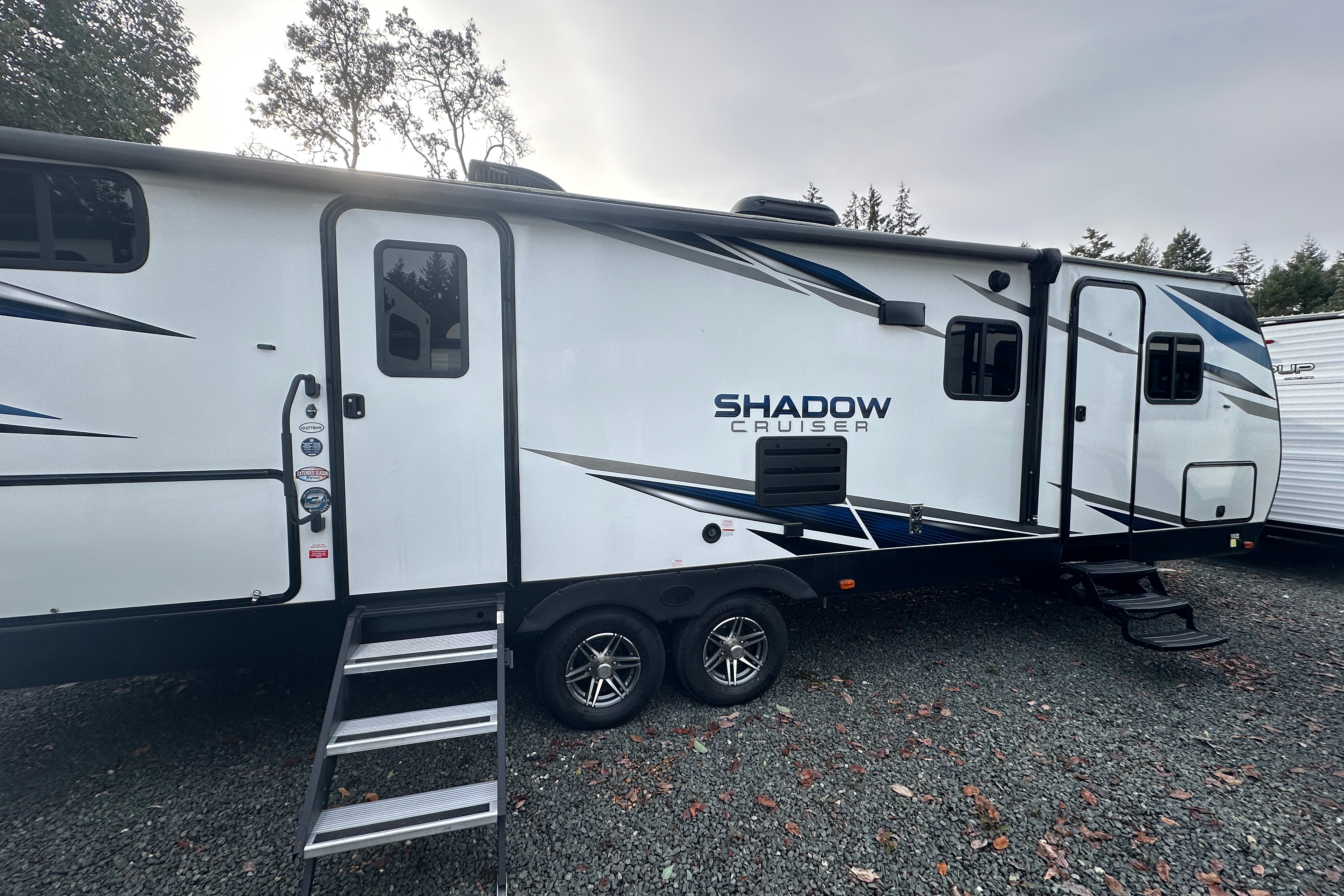 GM's Cruiser RV Shadow Cruiser 277BHS Travel Trailer