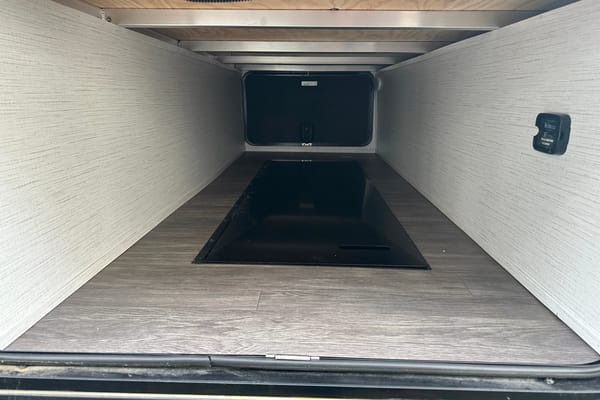 GM's Cruiser RV Shadow Cruiser 277BHS Travel Trailer