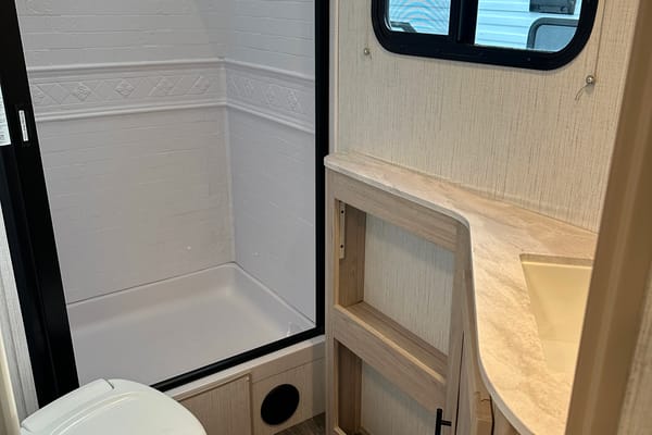 GM's Cruiser RV Shadow Cruiser 277BHS Travel Trailer