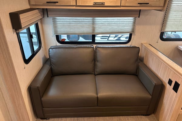 GM's Cruiser RV Shadow Cruiser 277BHS Travel Trailer