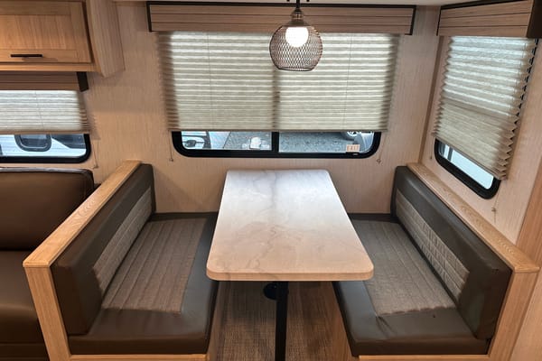 GM's Cruiser RV Shadow Cruiser 277BHS Travel Trailer