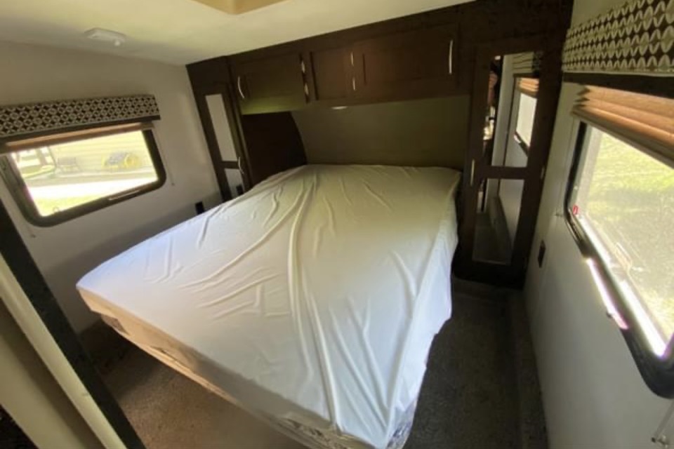 Sportsmen 281bhk Fifth Wheel