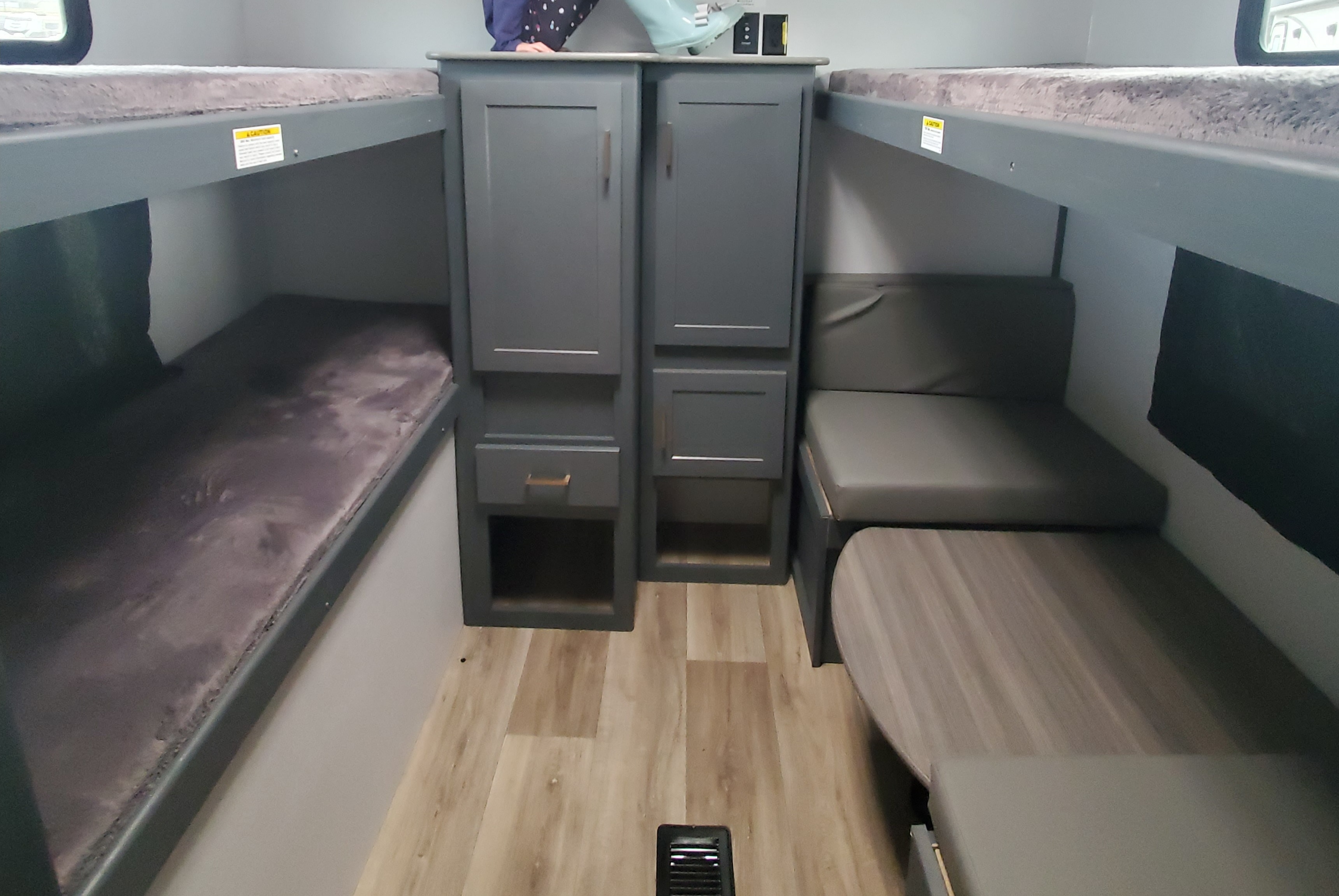 Gibbons Bullet 287QBS Travel Trailer