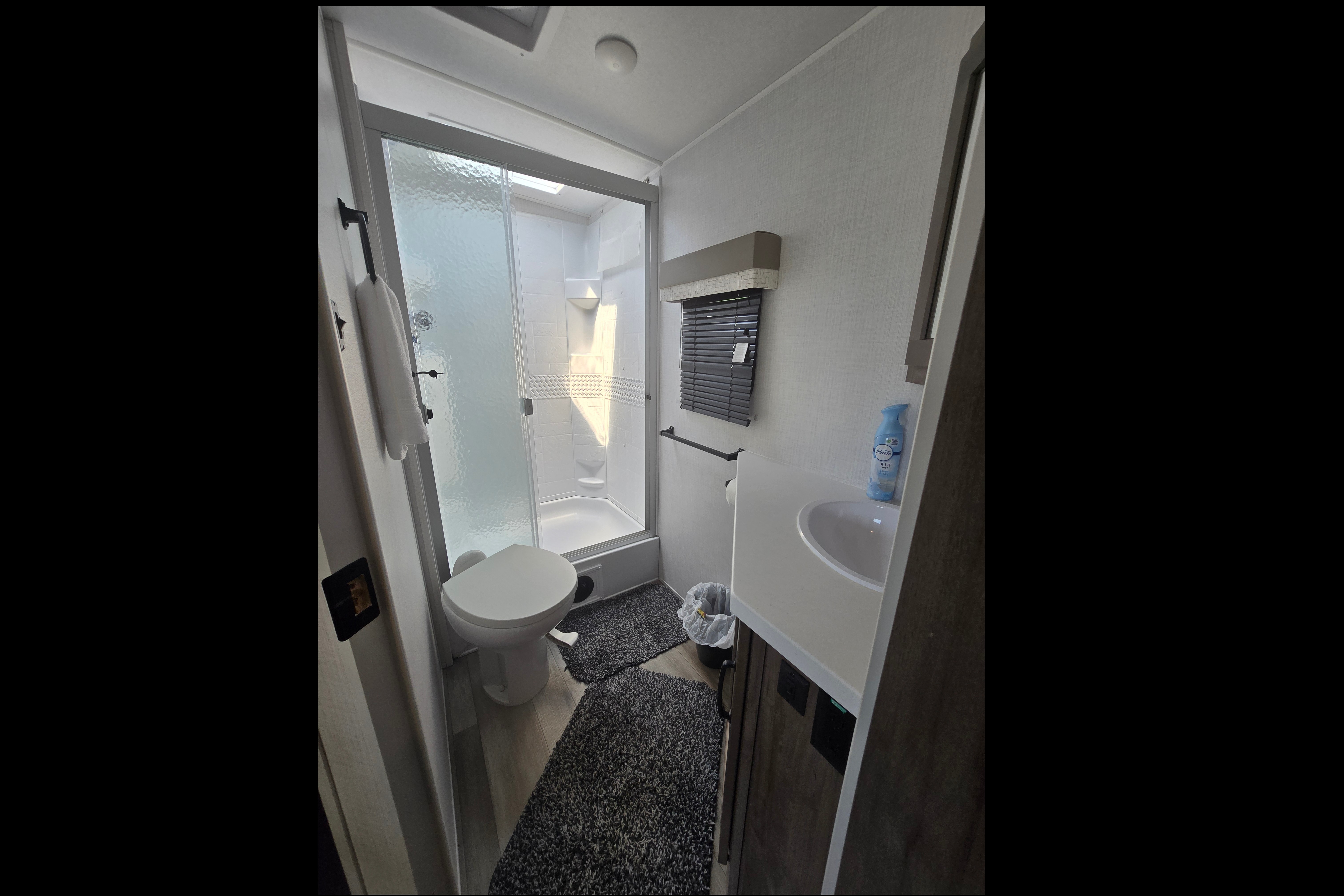 Luxury RV - perfect for equestrians/snowbirds