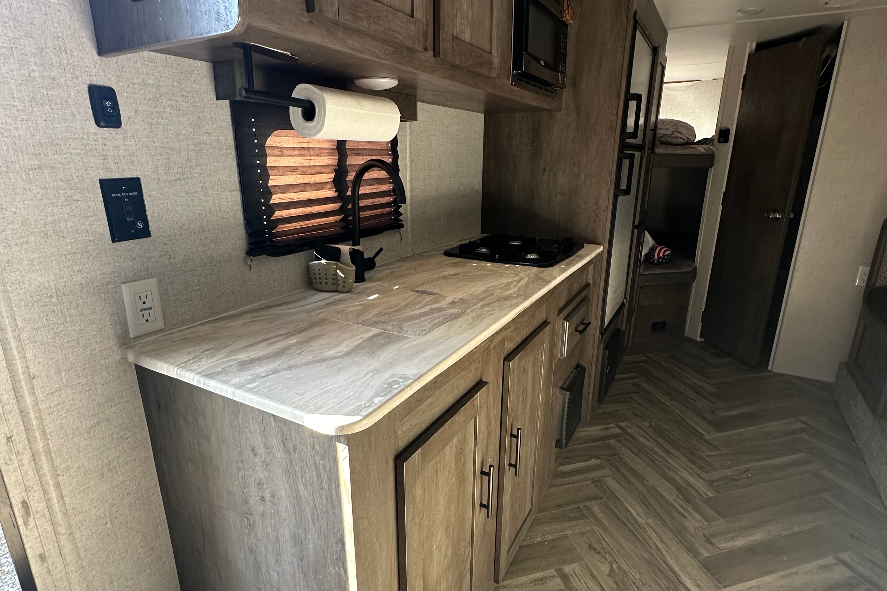 T-267 35' fully stocked Bunk house, great unit with the kids! turnkey package available
