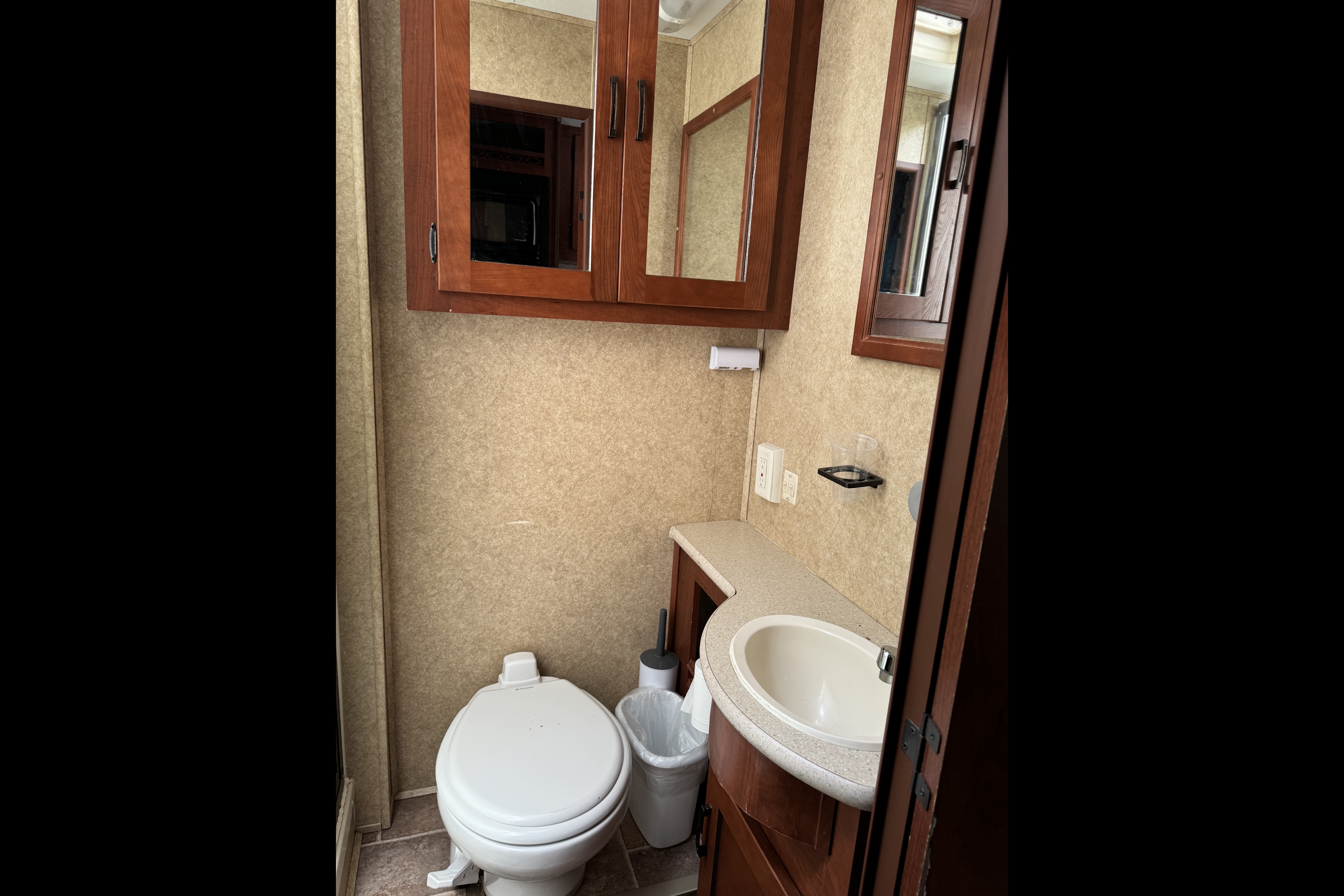 RV Set Up Campsite Stay (No Driving Needed)
