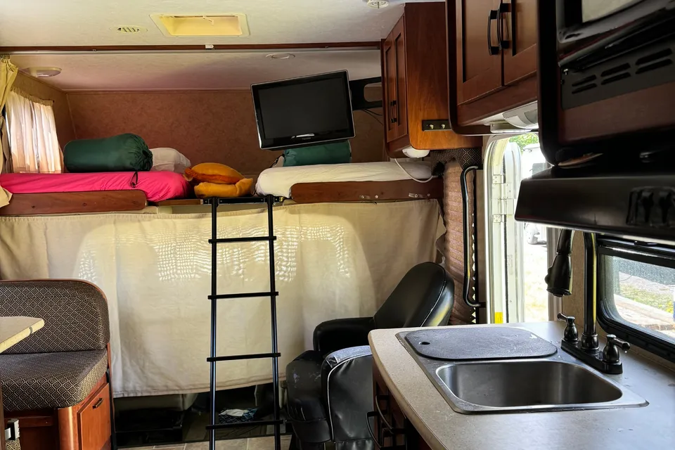 RV Set Up Campsite Stay (No Driving Needed)