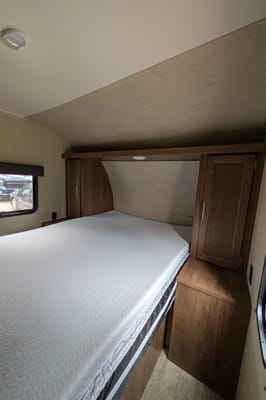 Grand River 29BHS Travel Trailer