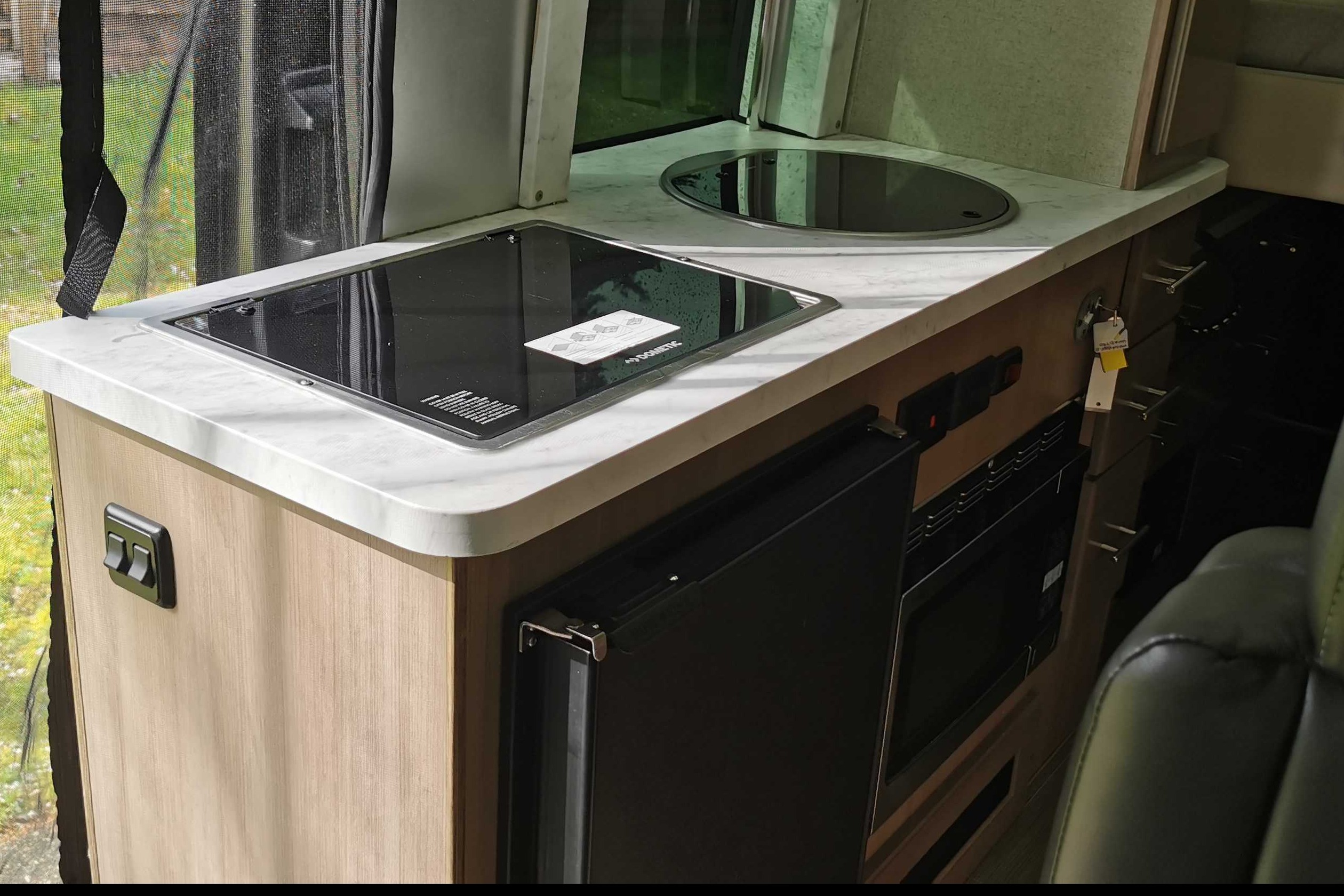 Emma 's 2021 Ford Transit 21ft  Campervan