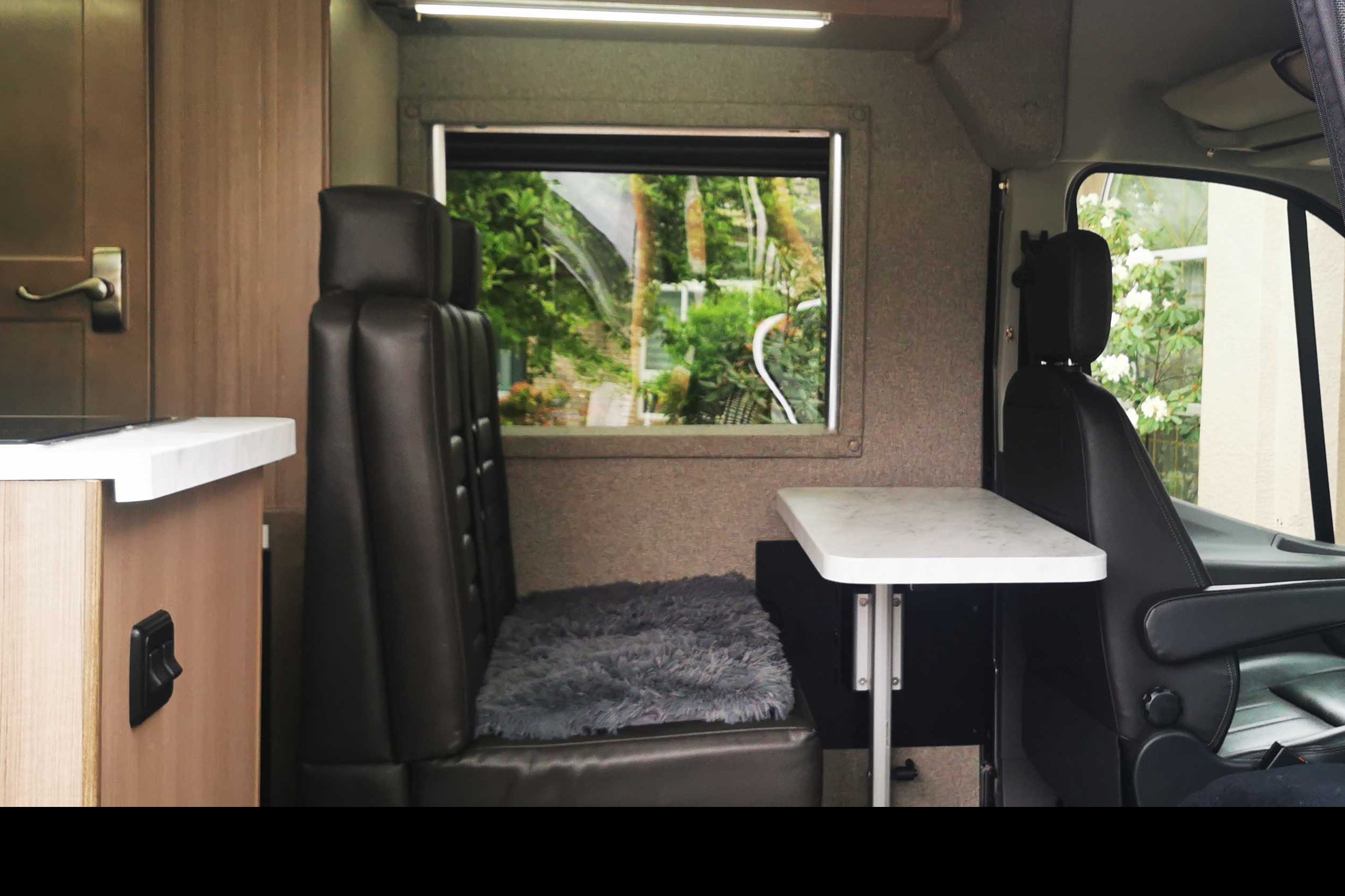 Emma 's 2021 Ford Transit 21ft  Campervan